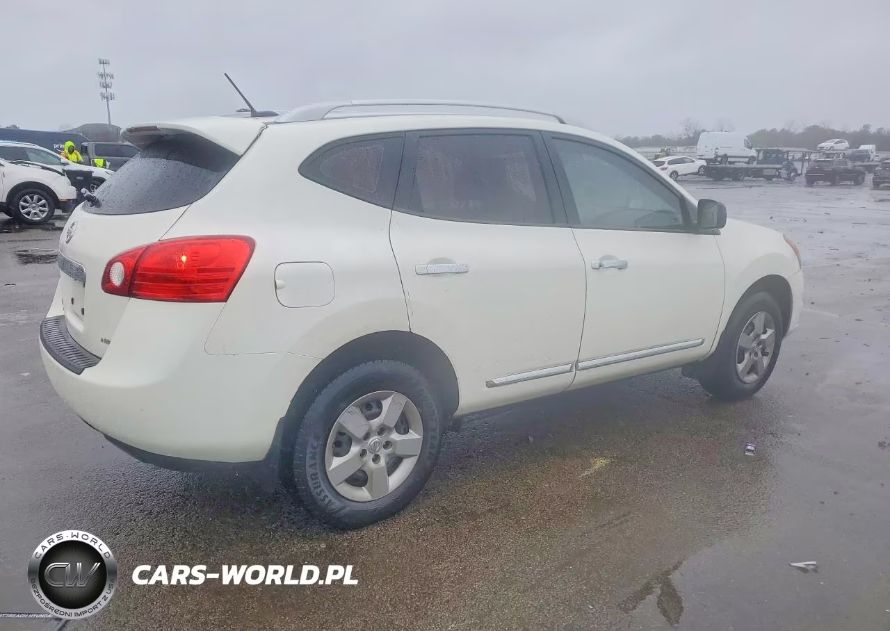 2015 Nissan Rogue VIN:JN8AS5MV2FW757459 - 3