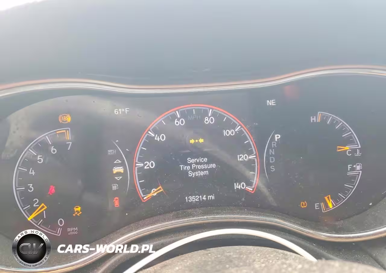 2015 Jeep Grand Cherokee Laredo VIN:1C4RJFAG6FC903232 - 9