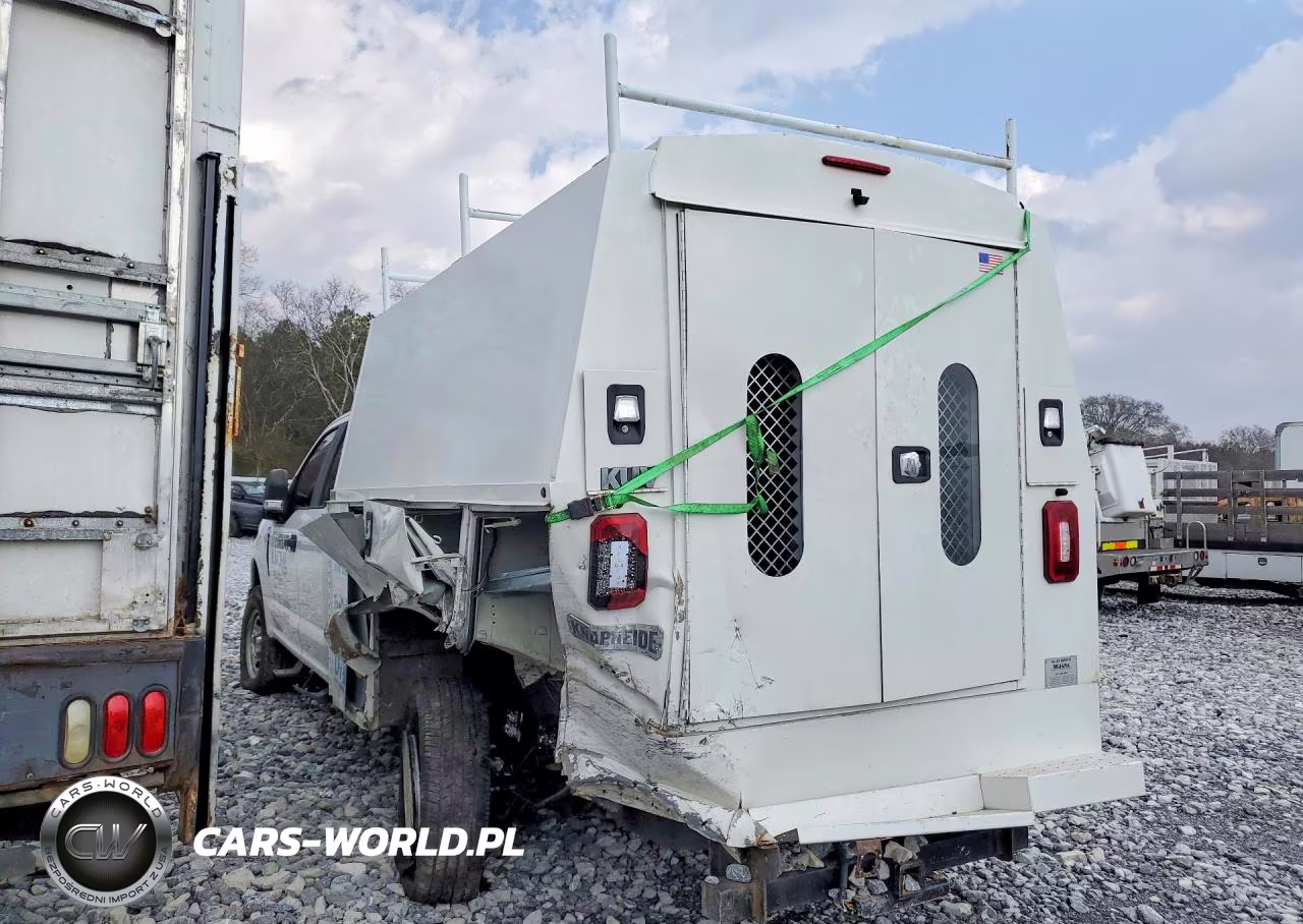 2018 Ford F350 Super Duty Utility - Service Truck VIN:1FD8X3F63JEC95302 - 2