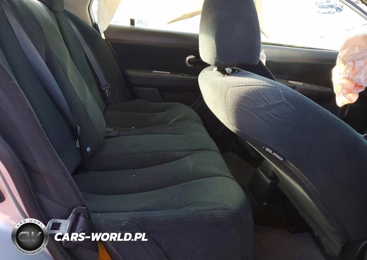2010 Nissan Versa S VIN:3N1BC1AP1AL425218 - 10