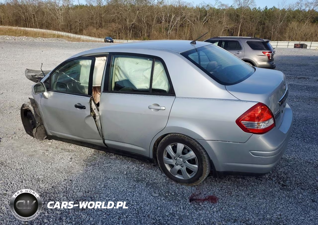 2010 Nissan Versa S VIN:3N1BC1AP1AL425218 - 2