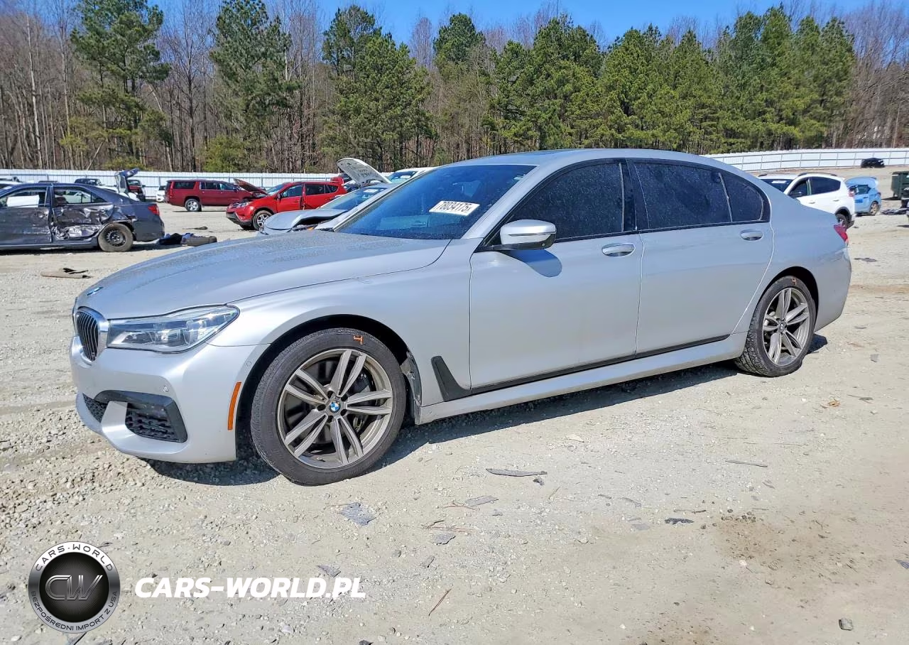 2016 BMW 750 Xi