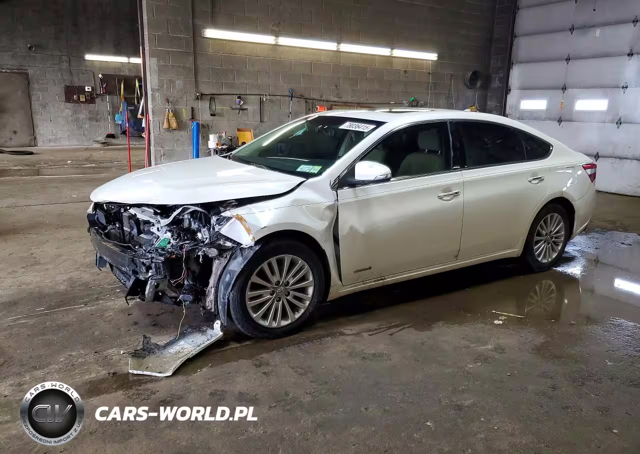 2015 Toyota Avalon Hybrid
