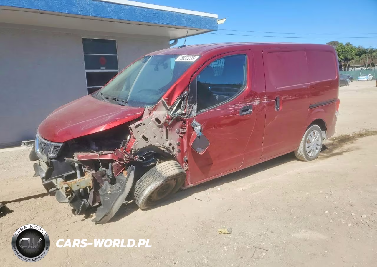 2019 Niss Nv200 2.5S