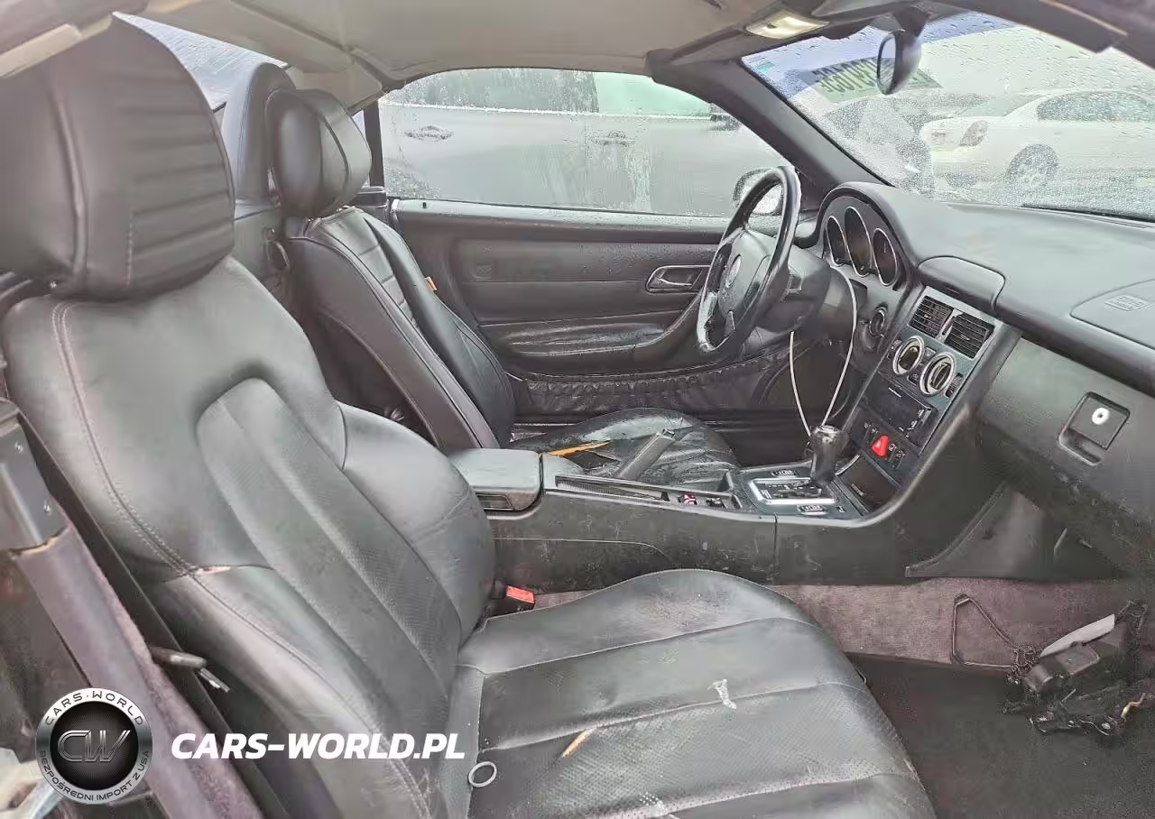 1999 Mercedes-Benz Slk-Class VIN:WDBKK47FXXF121936 - 10