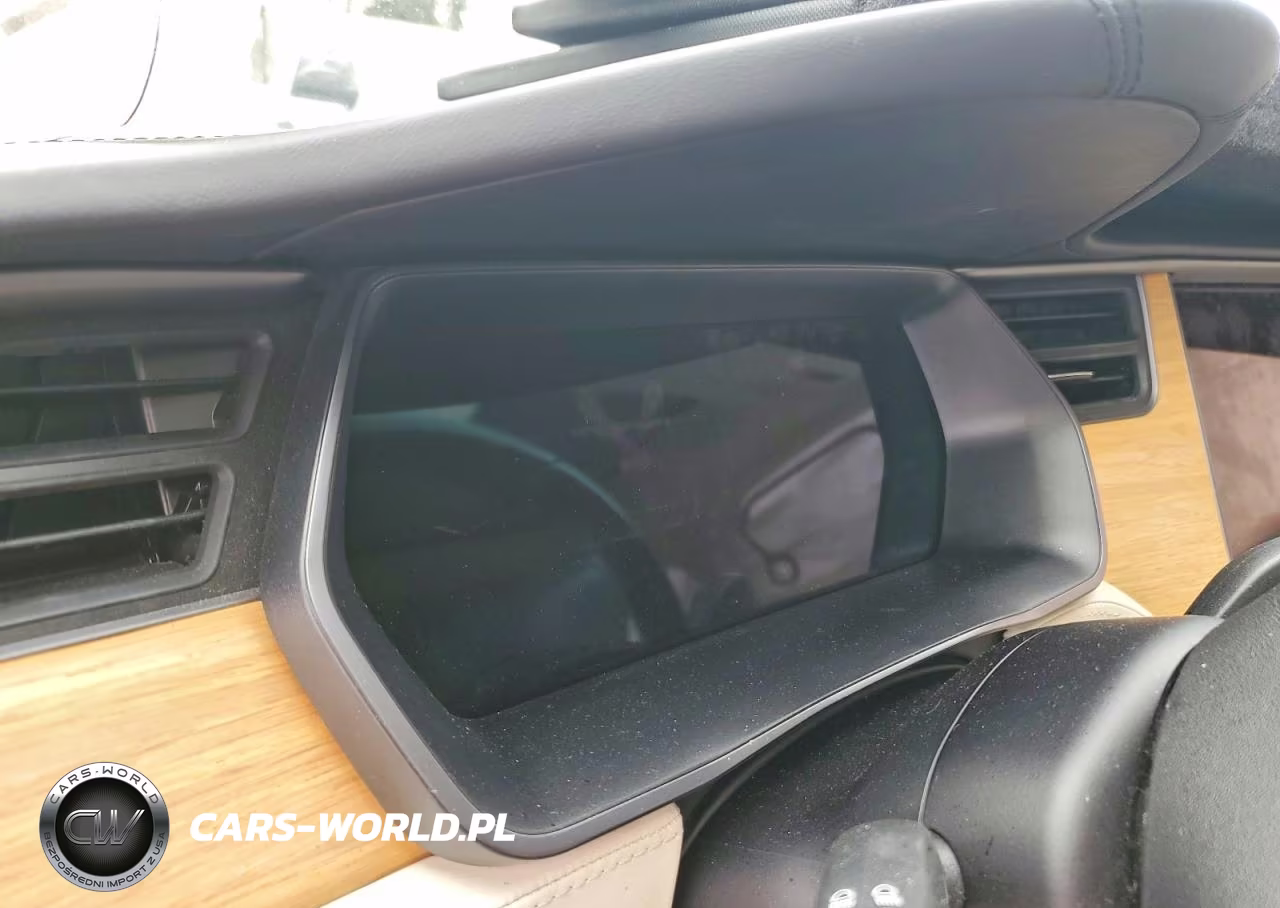 2018 Tesla Model S VIN:5YJSA1E24JF294477 - 9