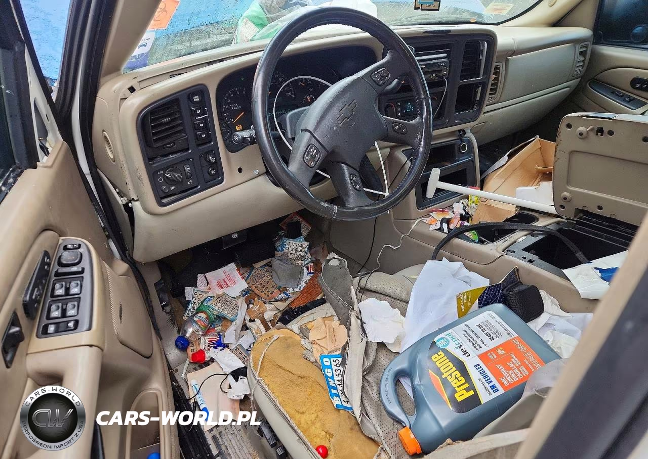 2004 Chevrolet Suburban K1500 VIN:3GNFK16Z64G129773 - 8