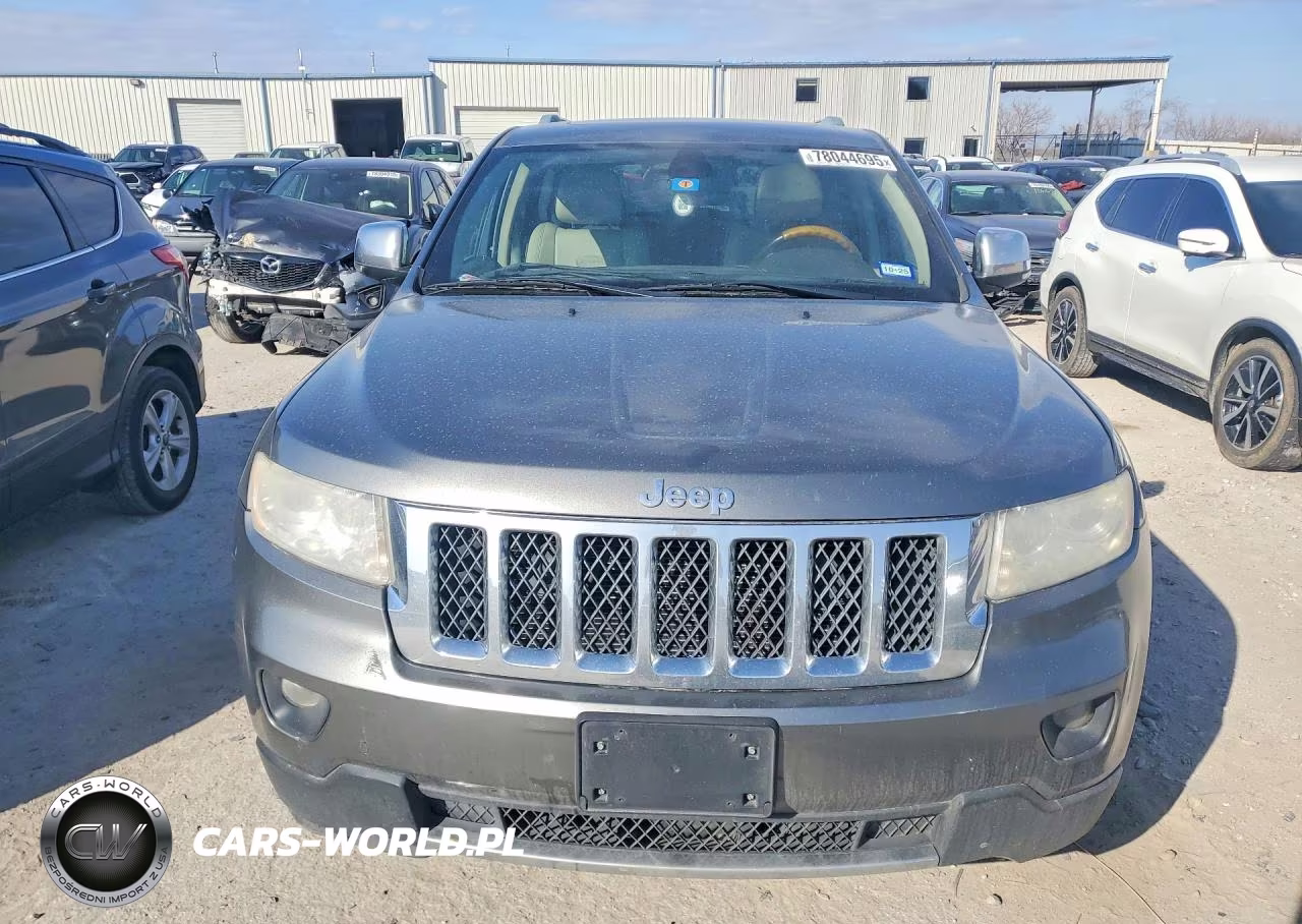 2012 Jeep Grand Cherokee Overland VIN:1C4RJECG7CC190358 - 5