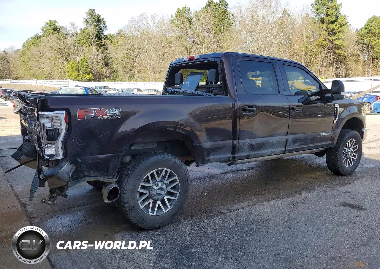 2018 Ford F250 Super Duty VIN:1FT7W2BT5JEC53061 - 3