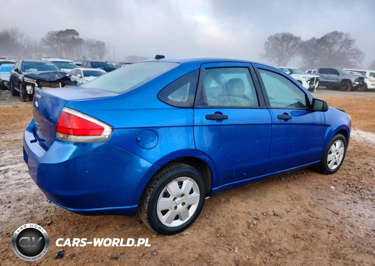 2011 Ford Focus S VIN:1FAHP3EN8BW141103 - 3
