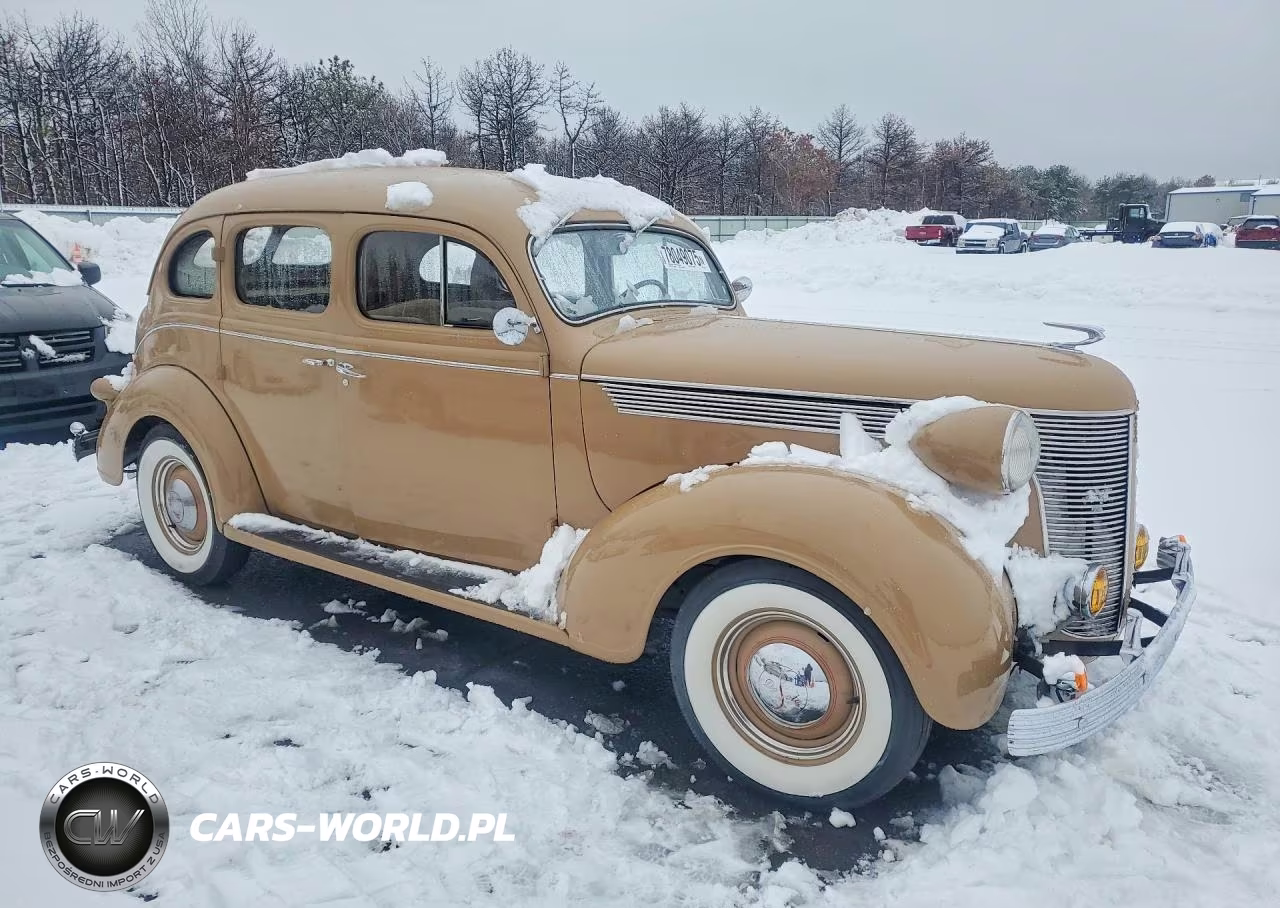 1937 Desoto Hawkeye VIN:5561925 - 4
