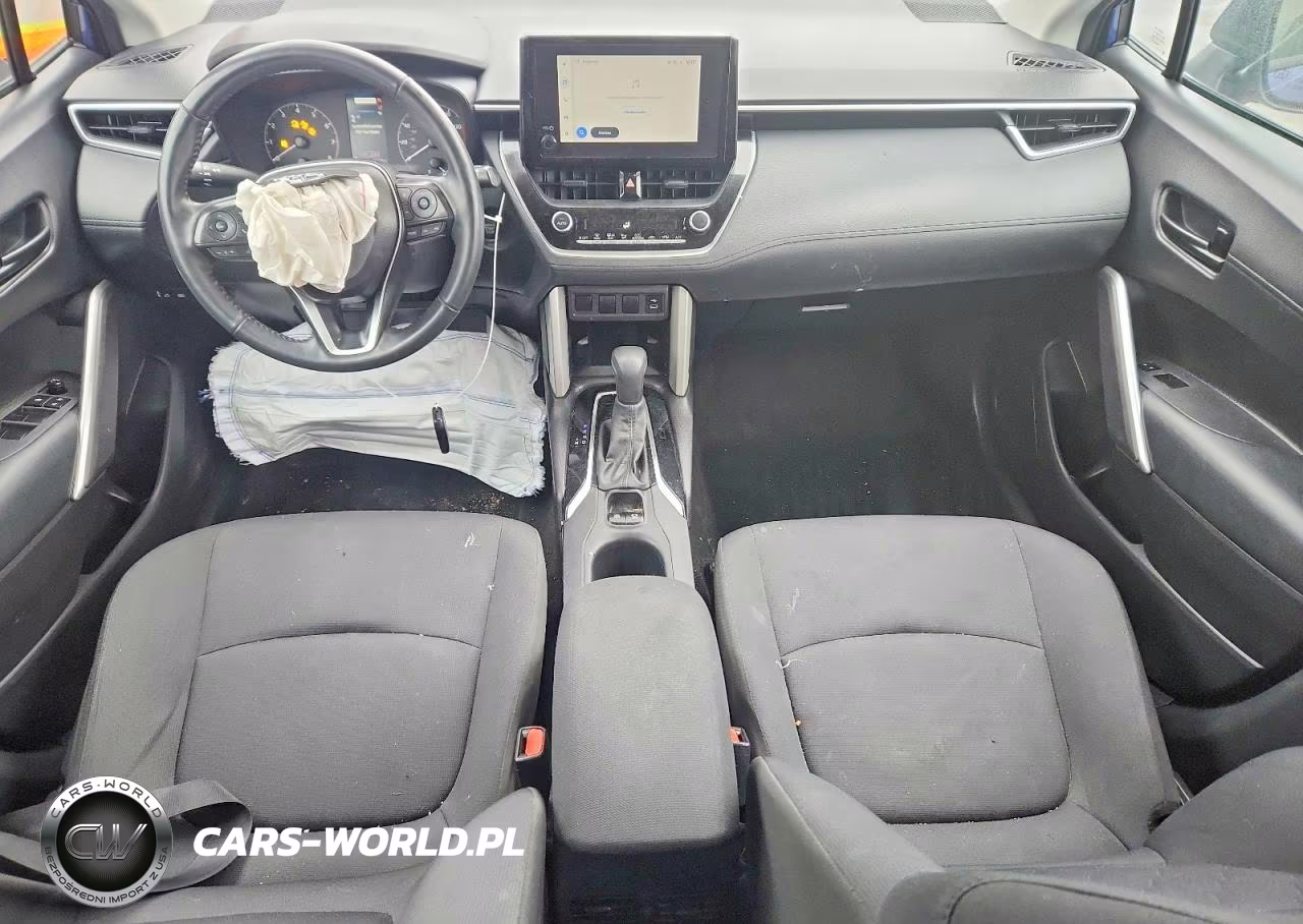 2024 Toyota Corolla Cross Le VIN:7MUBAABG2RV096137 - 8