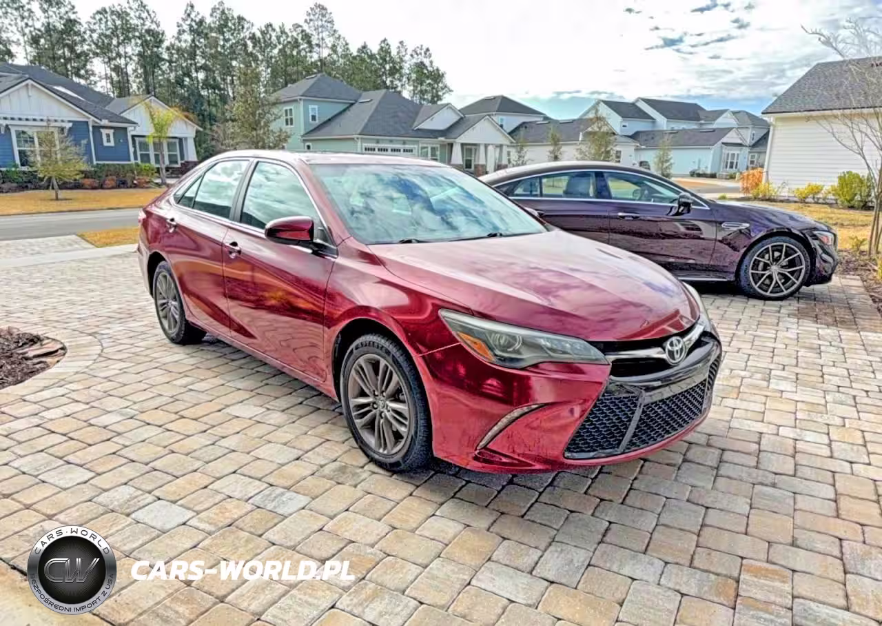 2015 Toyota Camry Xse
