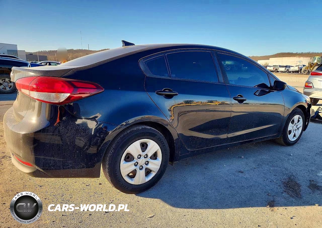 2018 Kia Forte Lx VIN:3KPFL4A73JE220083 - 3