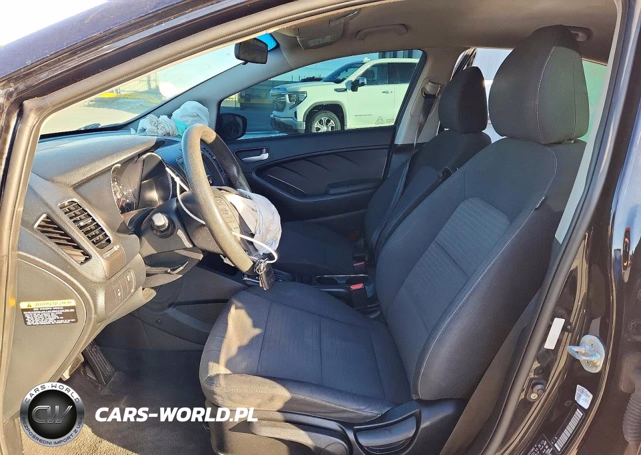 2018 Kia Forte Lx VIN:3KPFL4A73JE220083 - 7