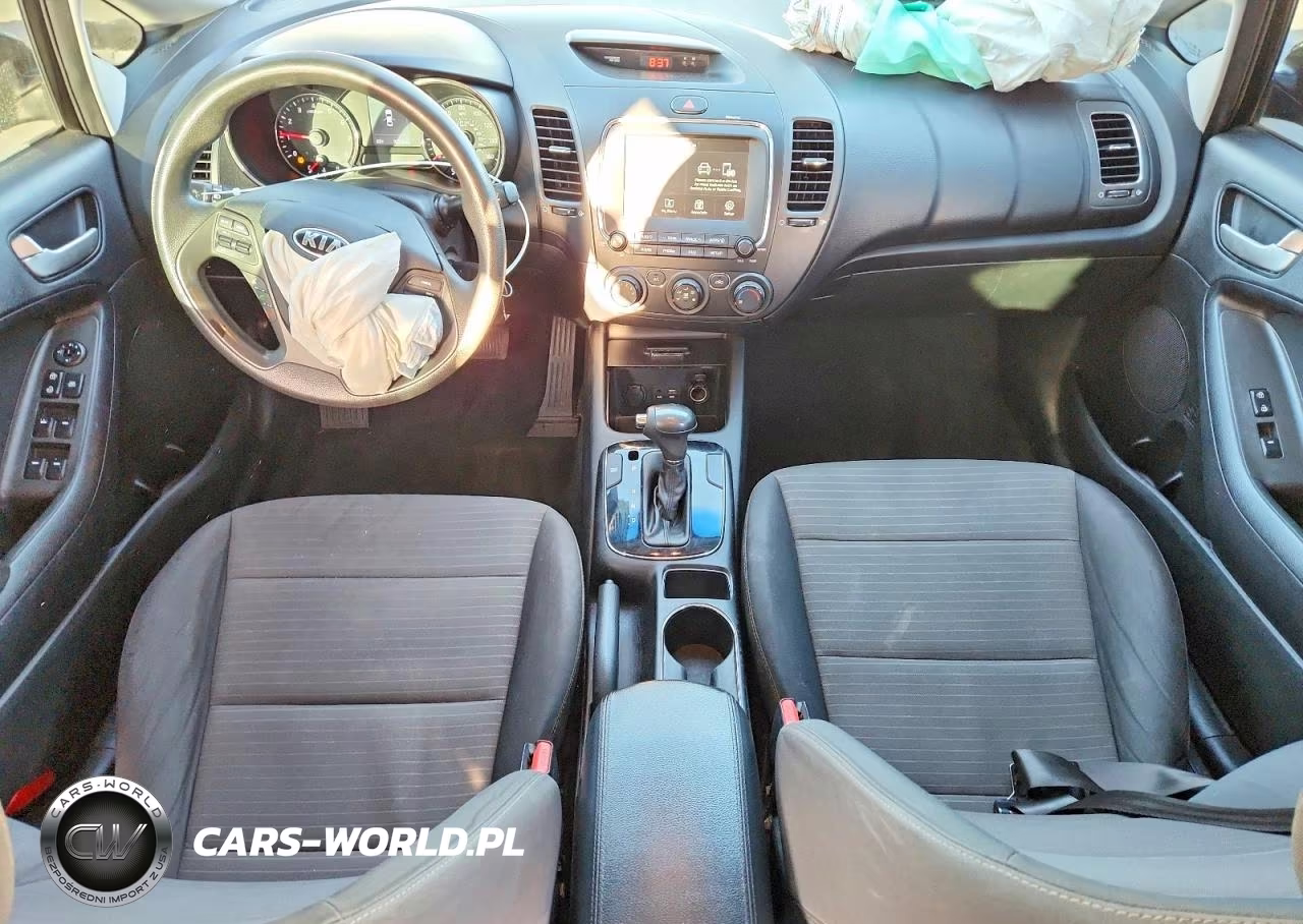 2018 Kia Forte Lx VIN:3KPFL4A73JE220083 - 8