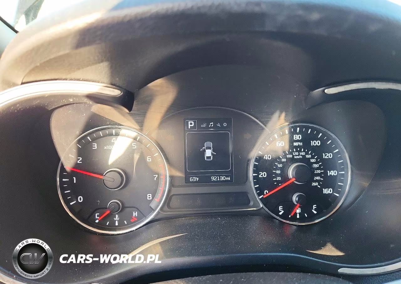 2018 Kia Forte Lx VIN:3KPFL4A73JE220083 - 9