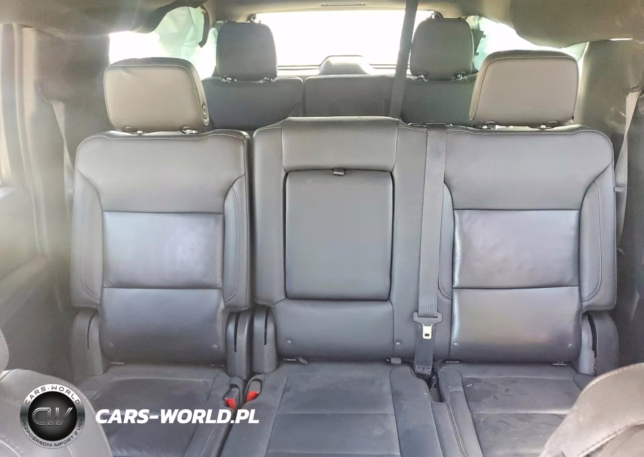2022 Chevrolet Suburban C1500 Lt VIN:1GNSCCKDXNR321832 - 10