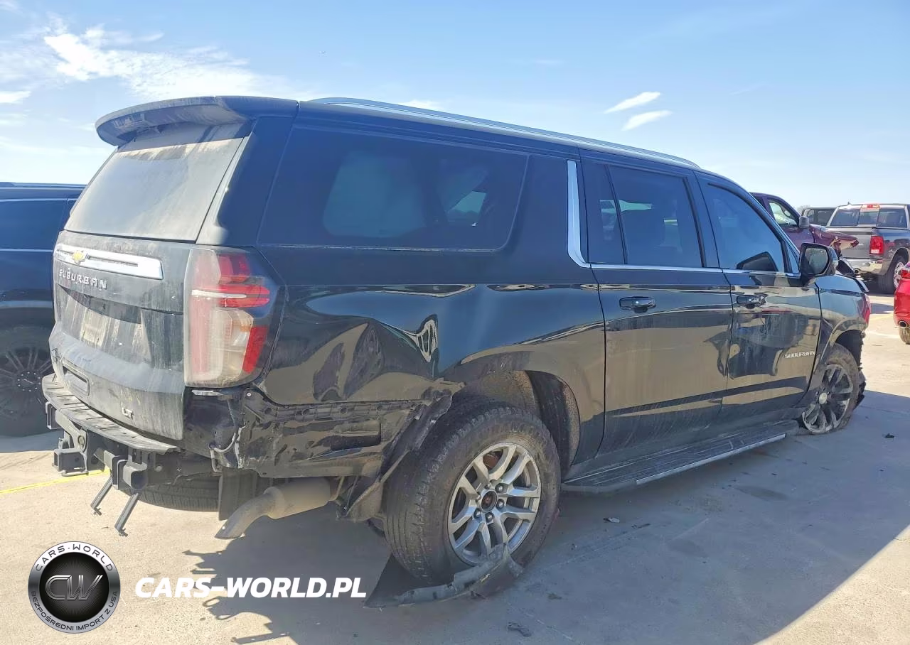 2022 Chevrolet Suburban C1500 Lt VIN:1GNSCCKDXNR321832 - 3