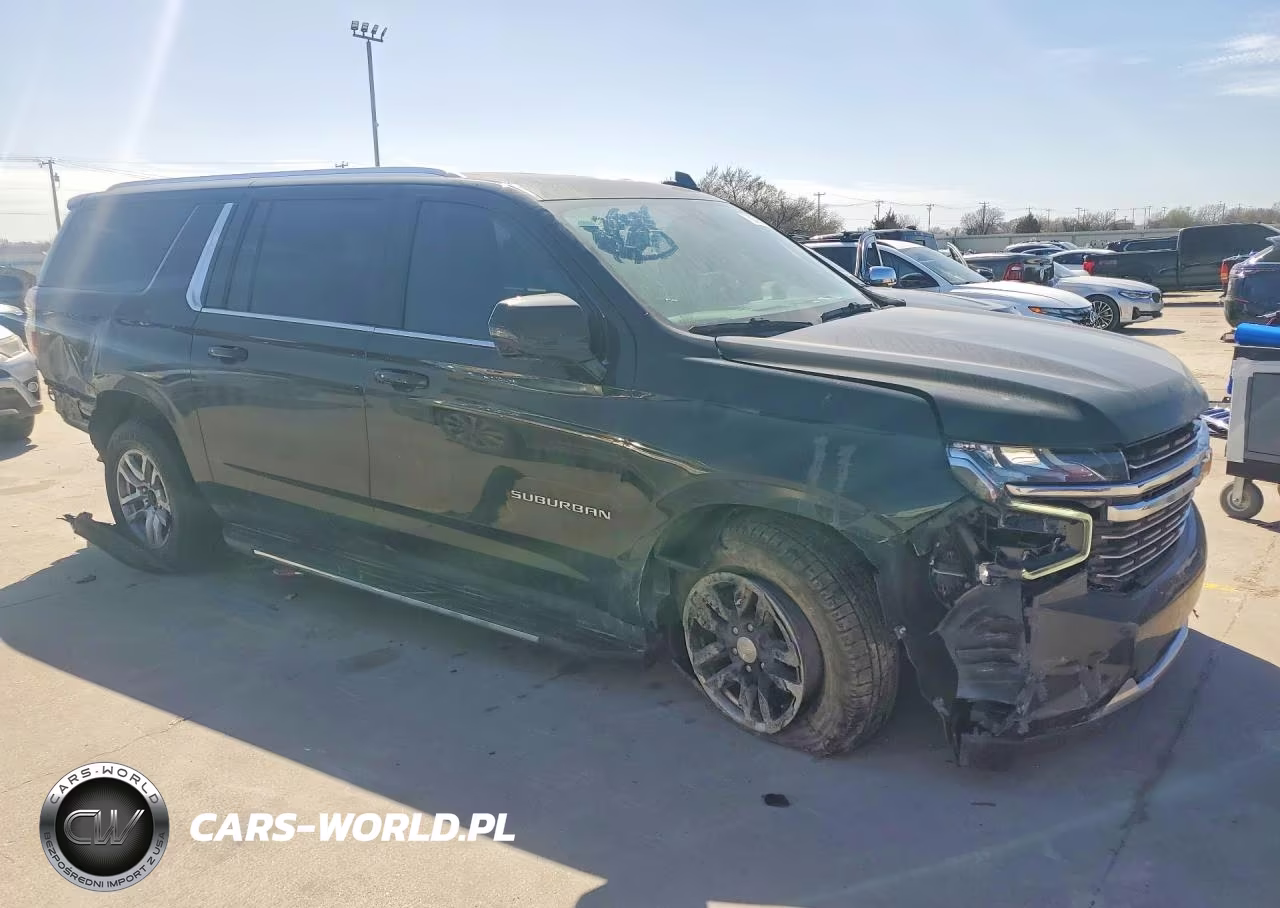 2022 Chevrolet Suburban C1500 Lt VIN:1GNSCCKDXNR321832 - 4