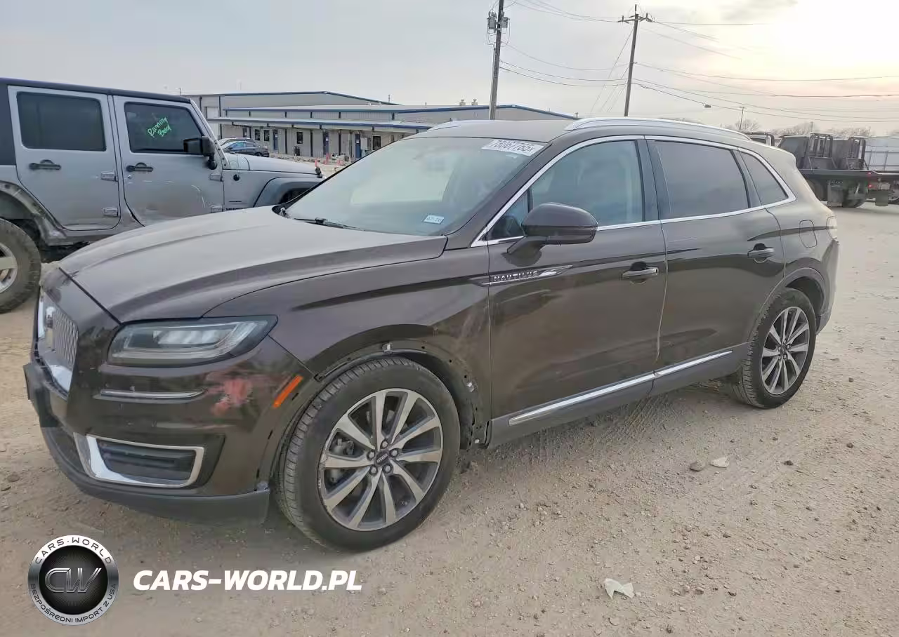 2019 Lincoln Nautilus Select