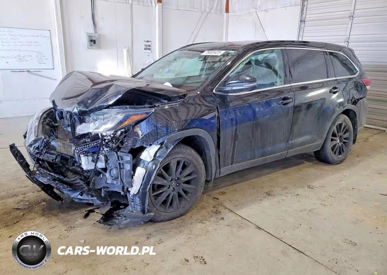 2019 Toyota Highlander Se