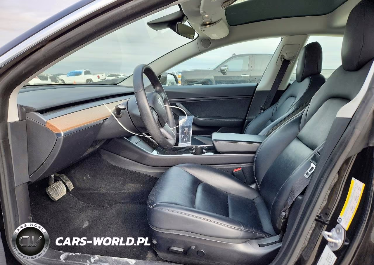 2020 Tesla Model 3 VIN:5YJ3E1EB0LF599633 - 7