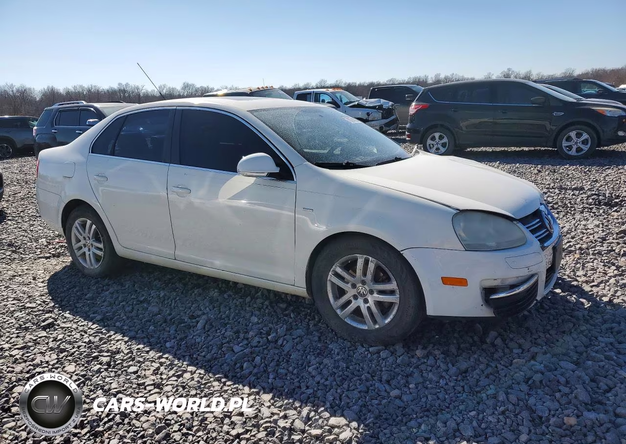 2007 Volkswagen Jetta Wolfsburg VIN:3VWEF71K57M183834 - 4