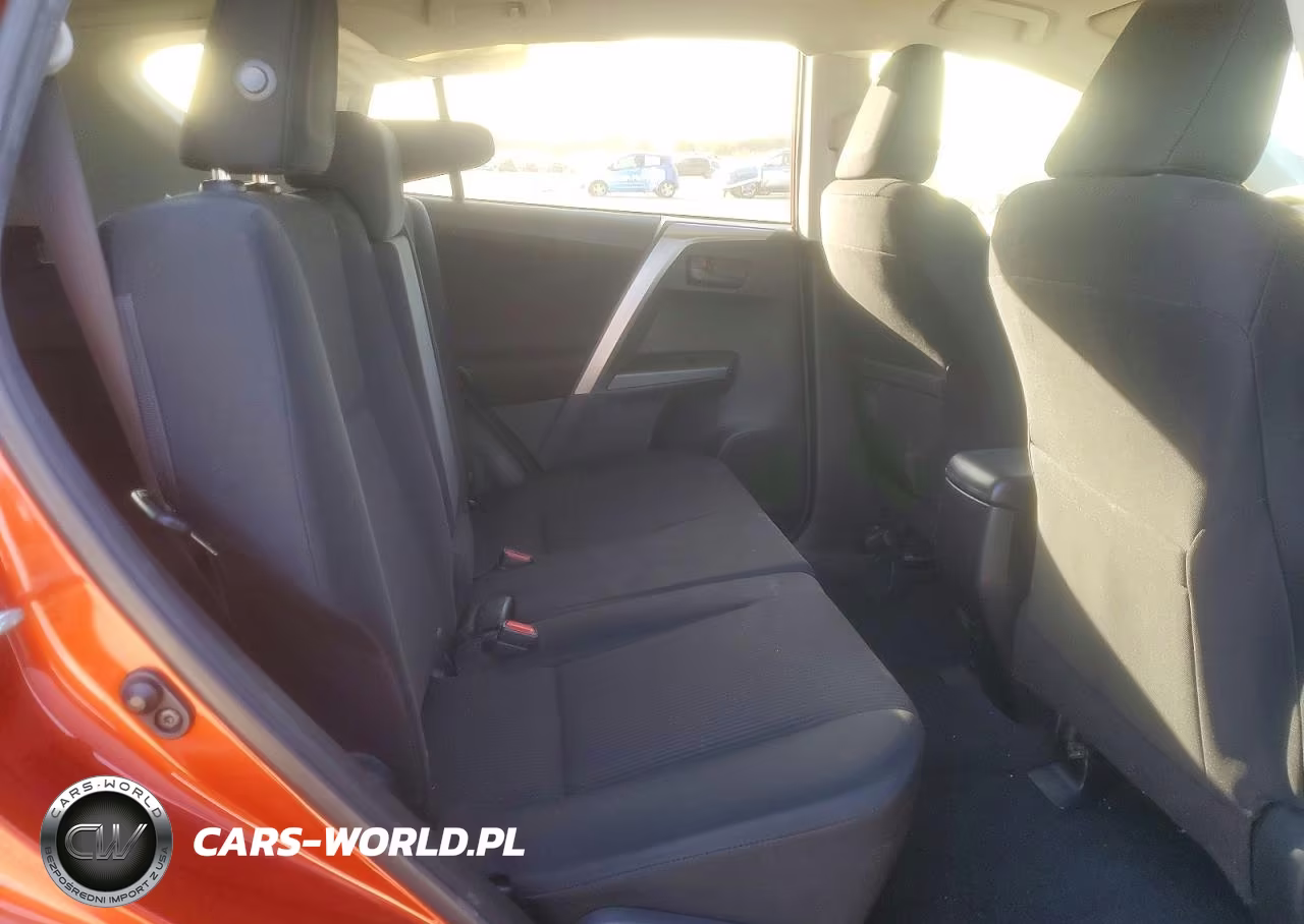 2016 Toyota Rav4 Le VIN:JTMZFREV6GJ071061 - 11