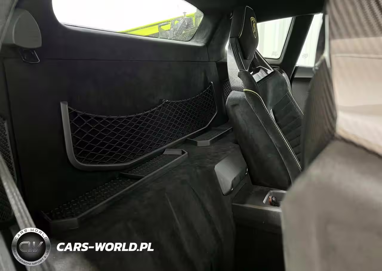 2022 Lamborghini Huracan Sto VIN:ZHWUA6ZX2NLA20140 - 10