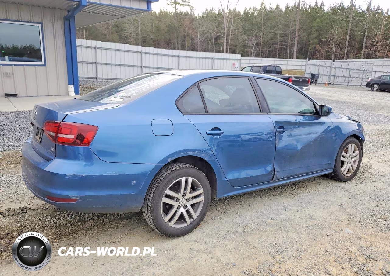 2018 Volkswagen Jetta S VIN:3VW2B7AJ5JM261817 - 3