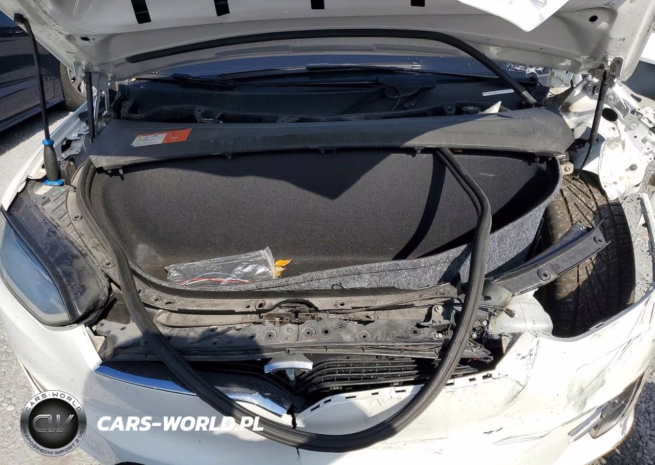 2016 Tesla Model X VIN:5YJXCDE26GF026637 - 12