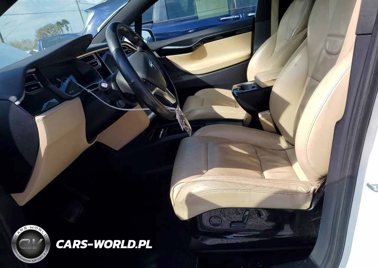 2016 Tesla Model X VIN:5YJXCDE26GF026637 - 7