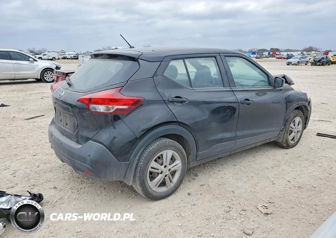 2020 Nissan Kicks S VIN:3N1CP5BV1LL548694 - 3