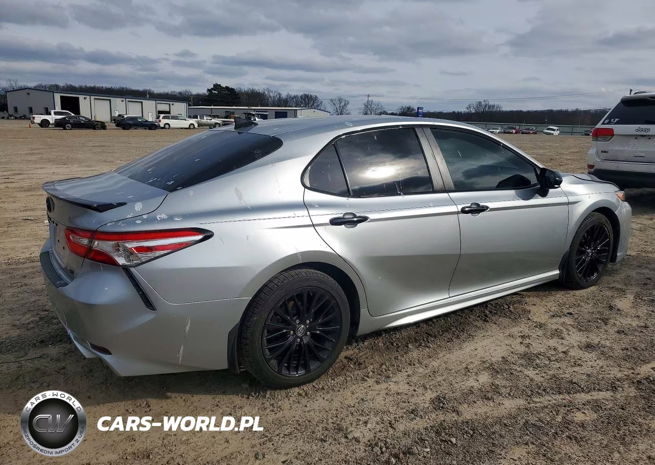2020 Toyota Camry Se VIN:4T1G11AK0LU349525 - 3