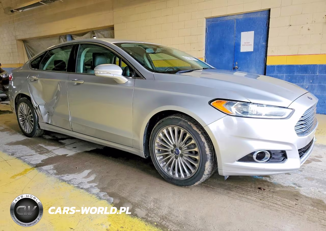 2014 Ford Fusion Titanium VIN:3FA6P0K98ER284752 - 4