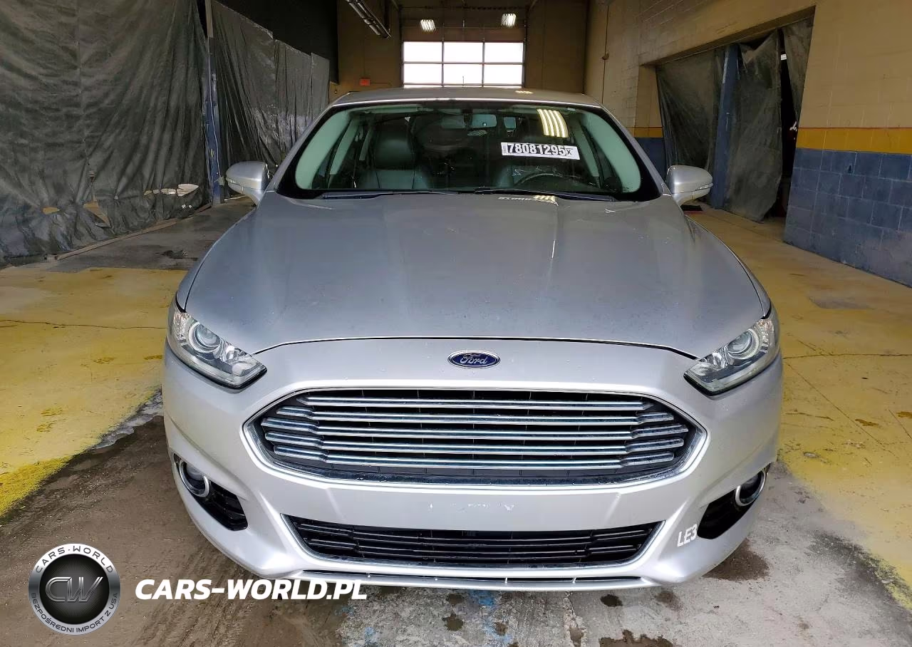 2014 Ford Fusion Titanium VIN:3FA6P0K98ER284752 - 5