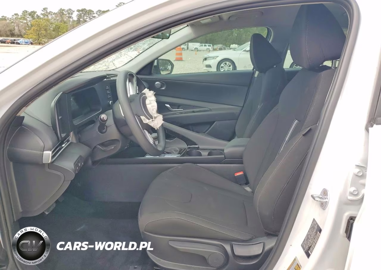 2025 Hyundai Elantra Hybrid Blue VIN:KMHLM4DJXSU177724 - 7