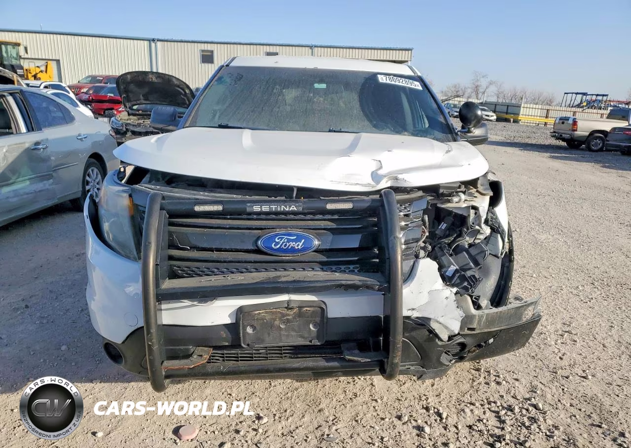 2015 Ford Explorer Police Interceptor VIN:1FM5K8ARXFGB83544 - 5