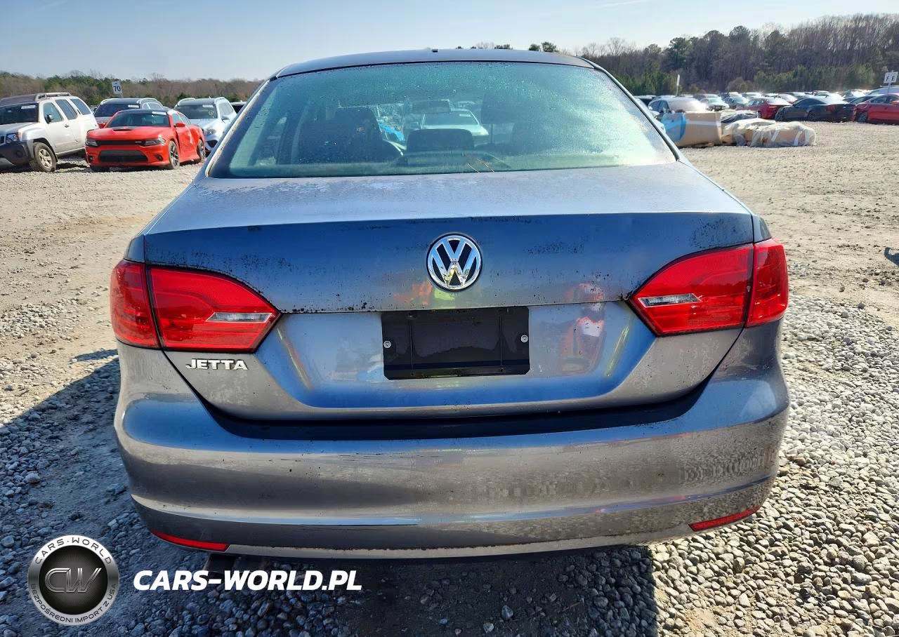2013 Volkswagen Jetta Base VIN:3VW2K7AJ4DM205646 - 6