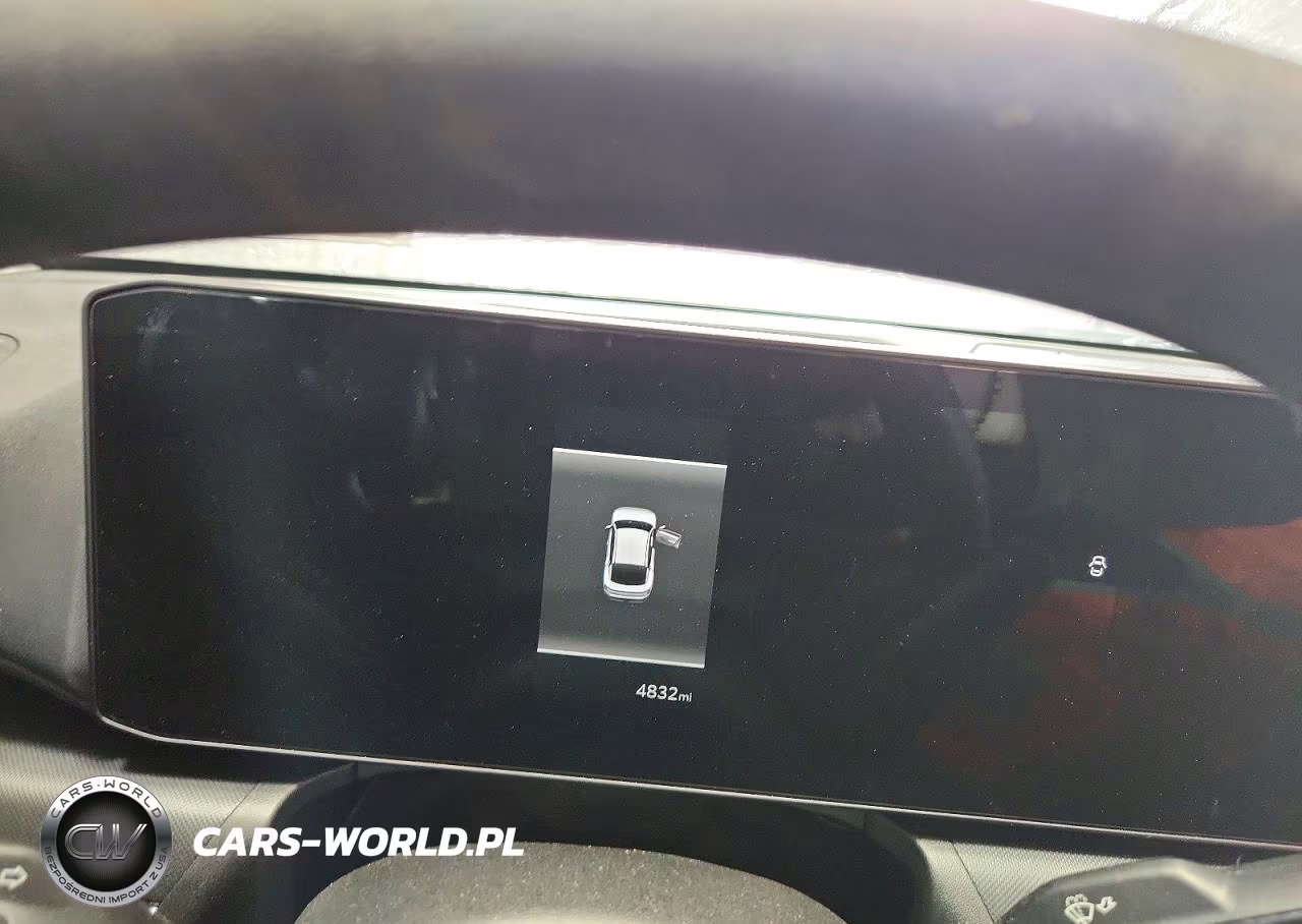 2025 Kia K4 Lxs VIN:3KPFT4DE6SE142314 - 9