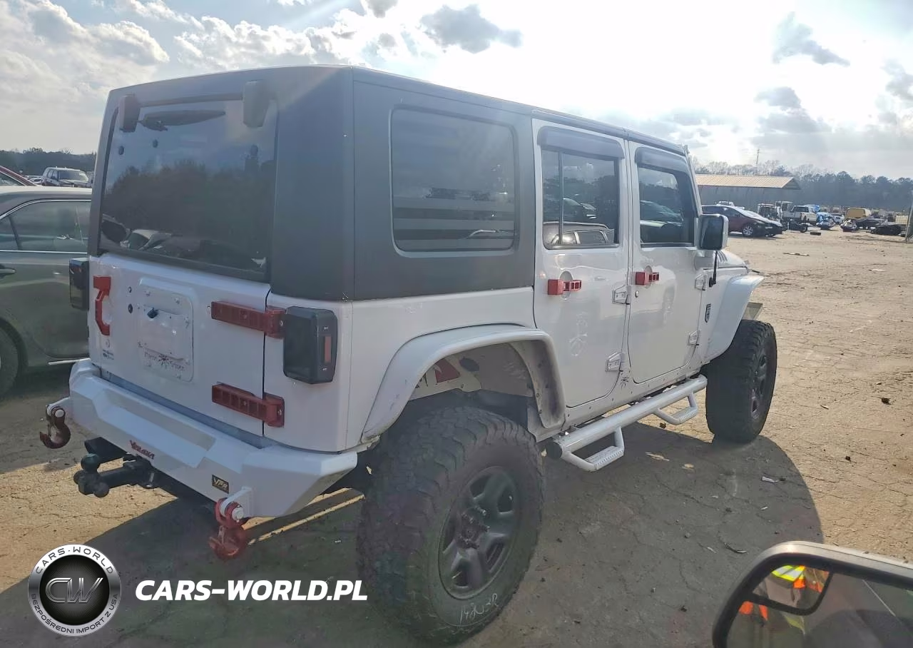 2016 Jeep Wrangler Unlimited Sahara VIN:1C4BJWEG0GL291588 - 3