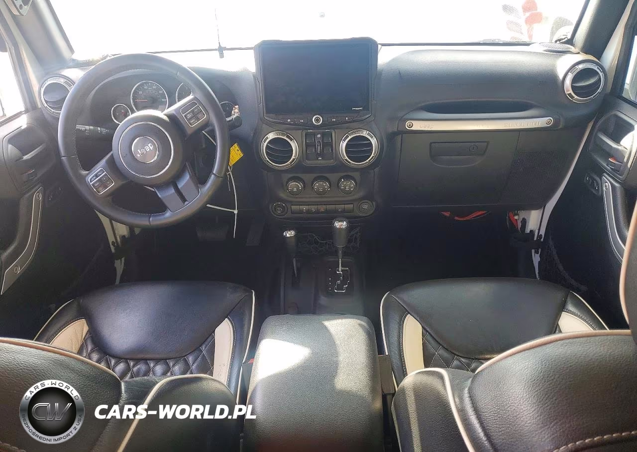 2016 Jeep Wrangler Unlimited Sahara VIN:1C4BJWEG0GL291588 - 8