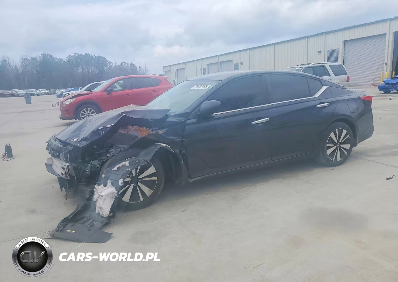 2022 Nissan Altima Sv