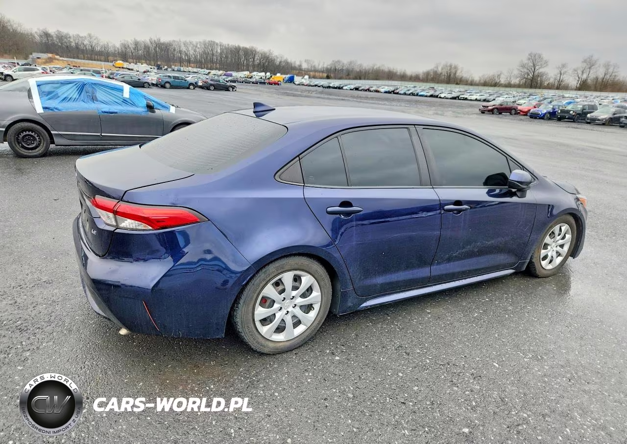 2021 Toyota Corolla Le VIN:JTDEPMAE0MJ136003 - 3