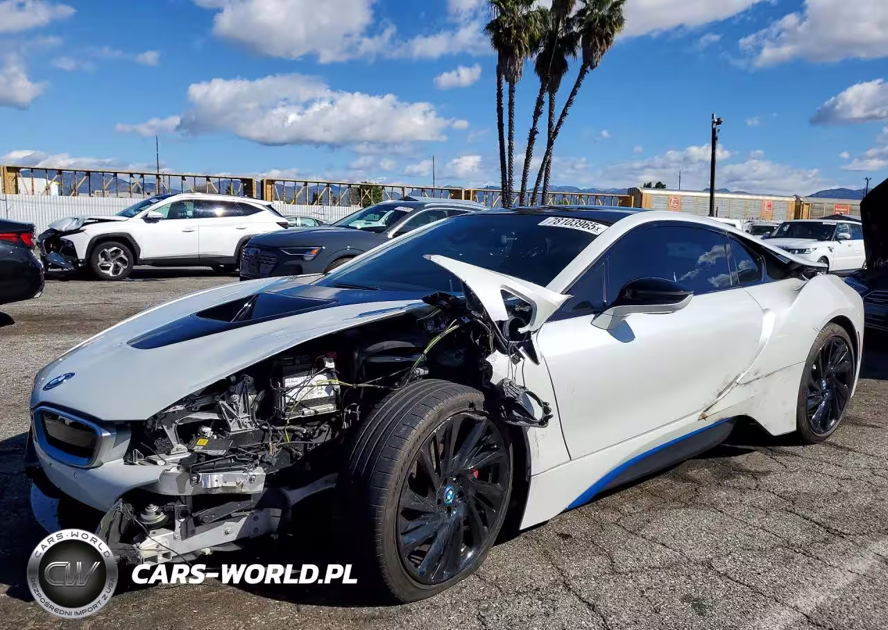 2016 BMW Motorrad I8