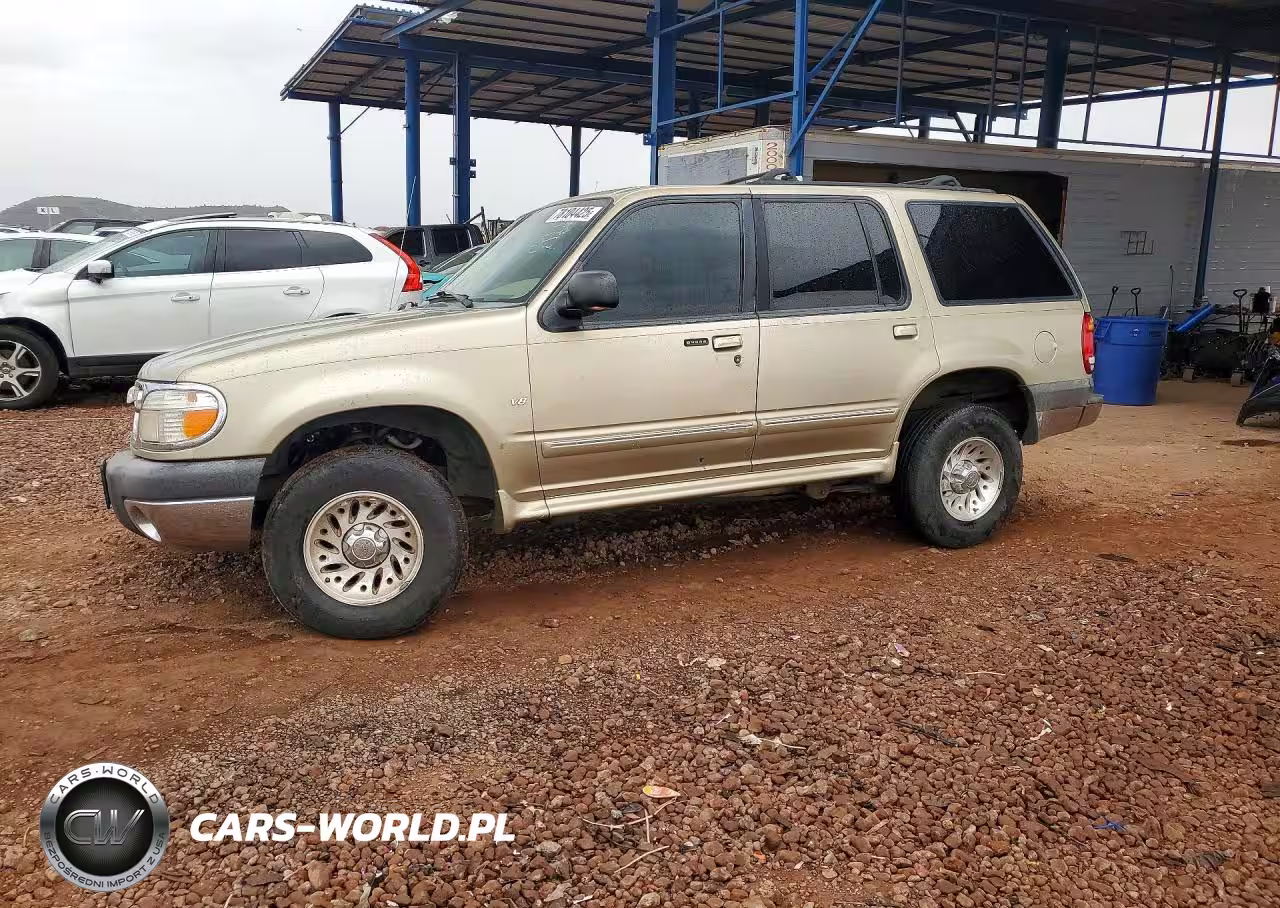 1999 Ford Explorer