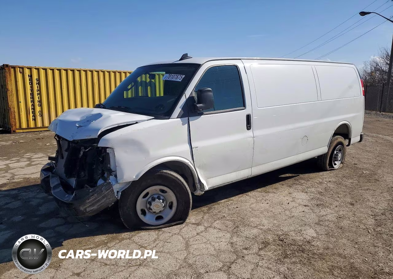 2025 Chevrolet Express 3500 Cargo Delivery Van – zdjęcie 1 z 13