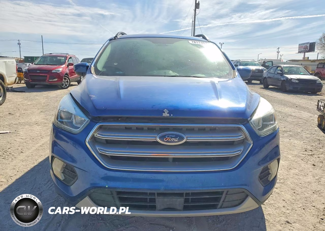 2017 Ford Escape Se VIN:1FMCU0GD2HUC64752 - 5