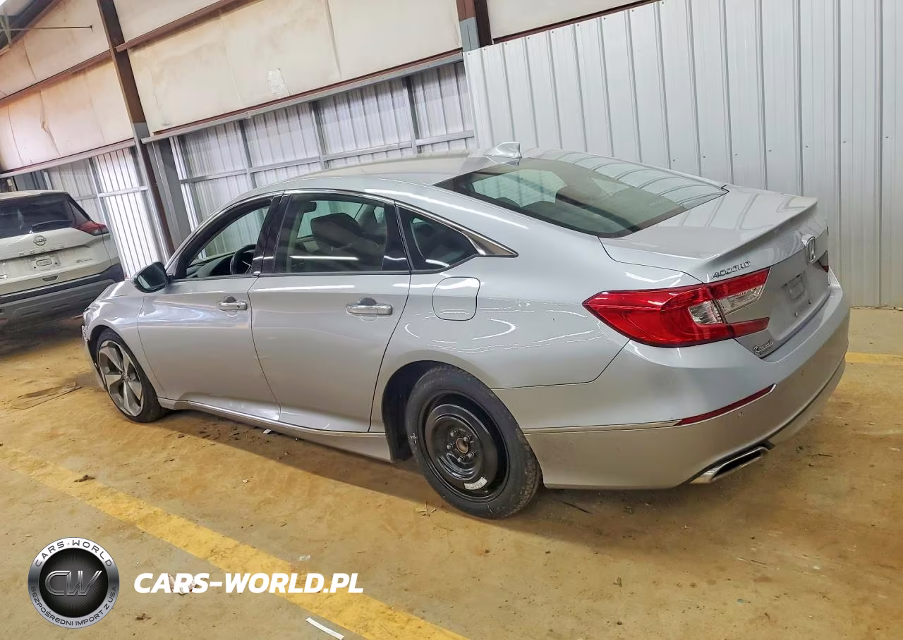 2018 Honda Accord Touring VIN:1HGCV1F99JA019251 - 2